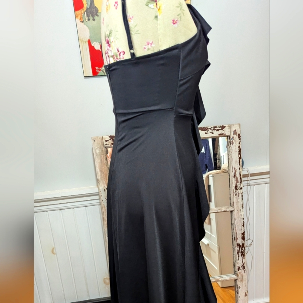 Mask Maxi Dress - Picture 5 of 7